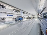 豪華汽車(chē)展廳室內(nèi)展覽展示效果-2212-03