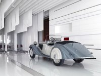 豪華汽車(chē)展廳室內(nèi)展覽展示效果-2212-04