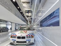 豪華汽車(chē)展廳室內(nèi)展覽展示效果-2212-06